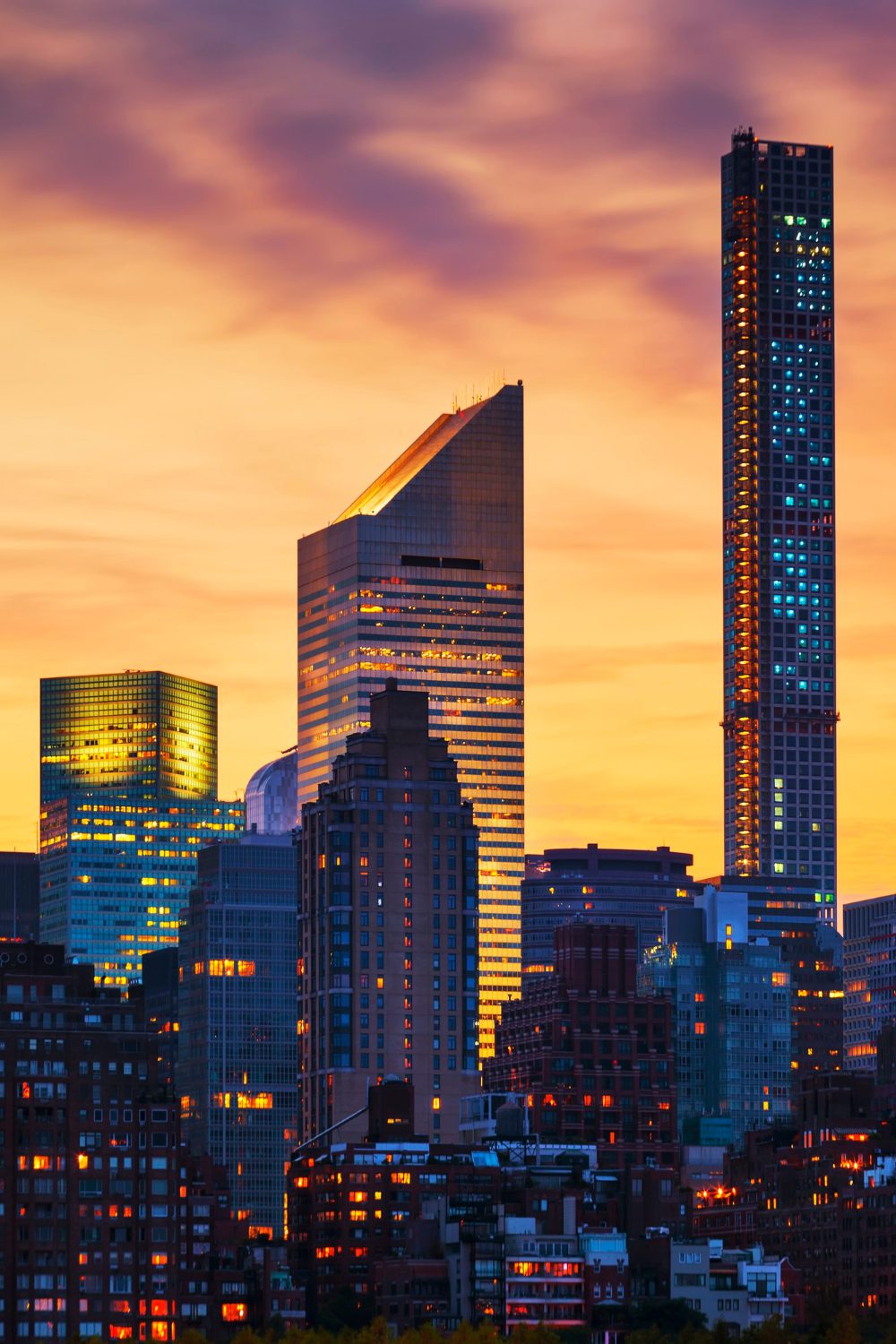 new-york-skycraper-sunset-usa